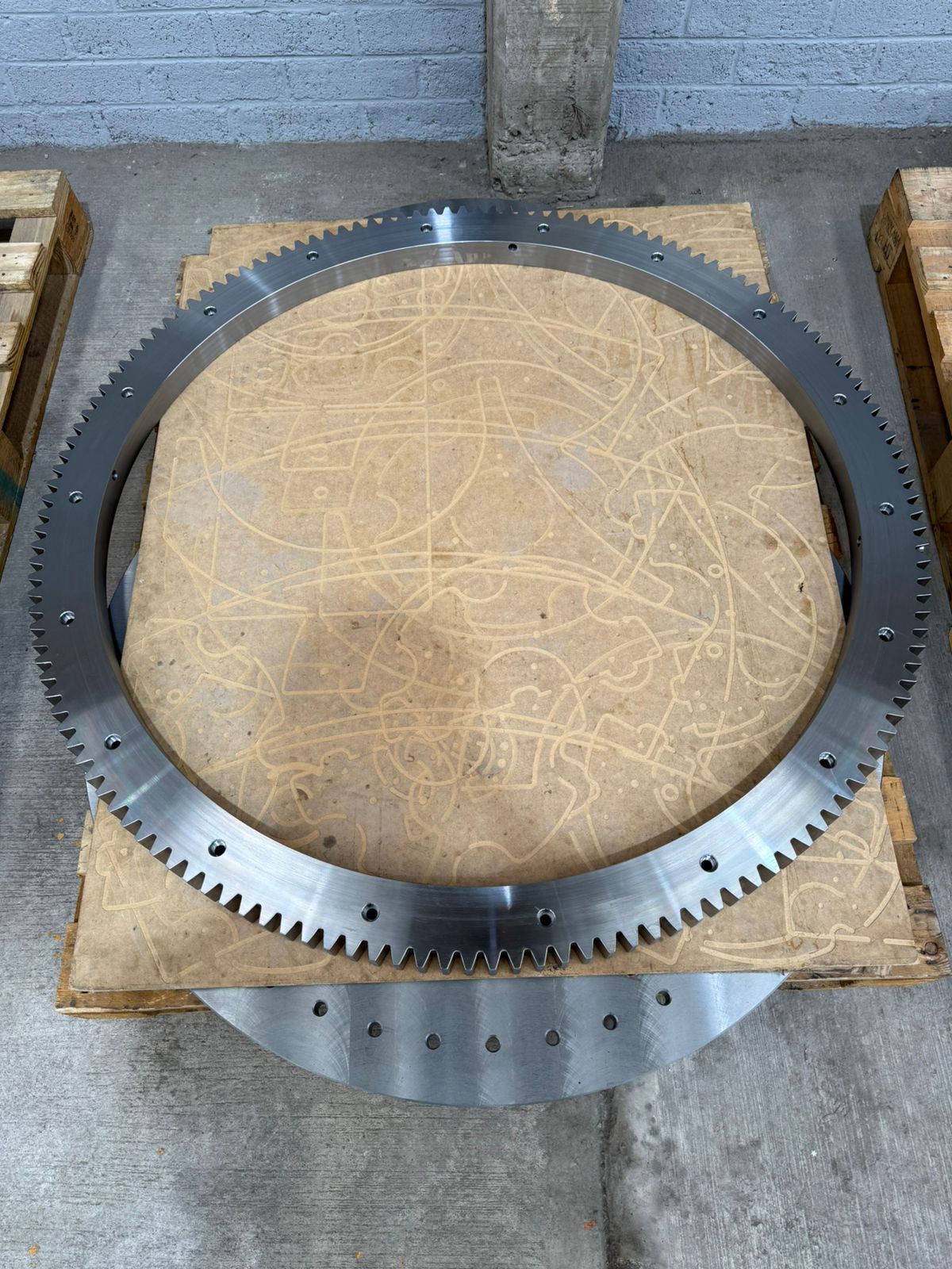 Corona dentada grande maquinada CNC